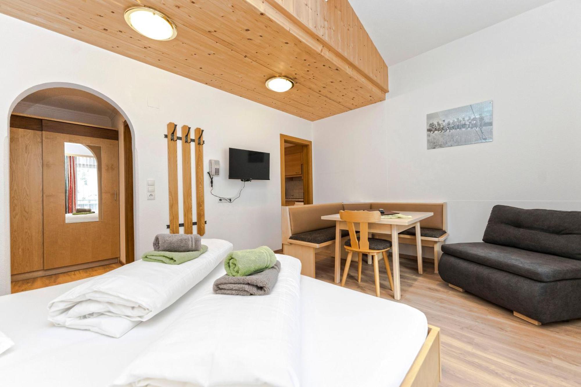Hotel Garni Siegele - Inklusive Silvretta-Card Premium Ischgl Luaran gambar